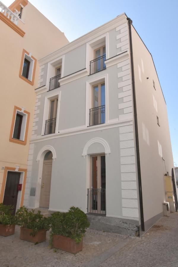 Cavour Affittacamere Olbia